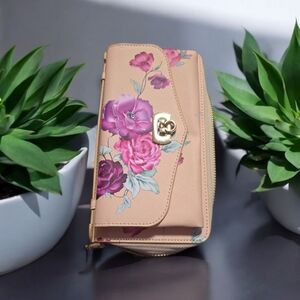 Floral Wallet with Gold Accent and Cell Phone Case for S24 Ultra